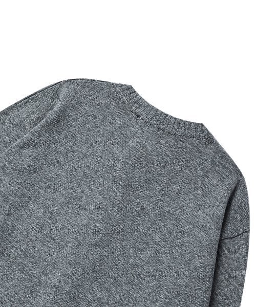 Beyond Closet(-)の「ILPシグネチャーワッペンソフトタッチラウンドカーディガングレー(カーディガン/ボレロ・レディース・その他・MEDIUM/LARGE/SMALL)」の6枚目の写真
