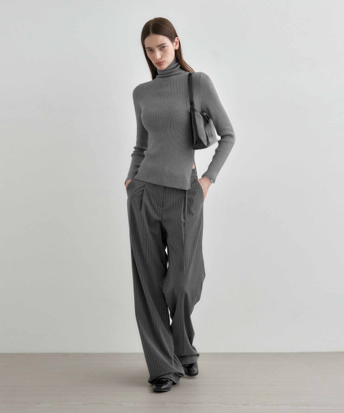 MONGDOL（モンドル）の「[ベルトセット] ストライプワンタックワイドスラックス グレー MDPT025STGRAY（スラックス・レディース・その他・LARGE/SMALL/MEDIUM）」の2枚目の写真