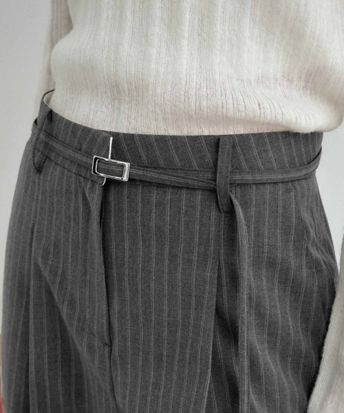 MONGDOL（モンドル）の「[ベルトセット] ストライプワンタックワイドスラックス グレー MDPT025STGRAY（スラックス・レディース・その他・LARGE/SMALL/MEDIUM）」の5枚目の写真