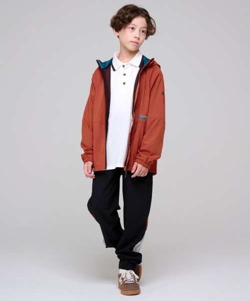 KRIFF MAYER Kid's Collection(クリフメイヤーキッズコレクション)の「【撥水・防汚】クリーネスアクティブマンパ(マウンテンパーカー・キッズ・オレンジ/オリーブ/ブラック/カラフル/ライトグレー・150/140/130/120/170/160)」の8枚目の写真