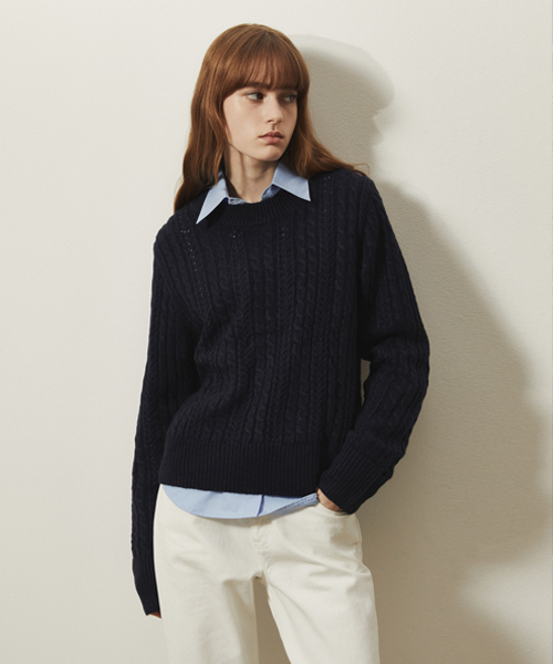 LADY VOLUME(レディーボリューム)の「TWIST CABLE PUNCHING ROUND KNIT_NAVY(ニット/セーター・レディース・その他・F)」の1枚目の写真