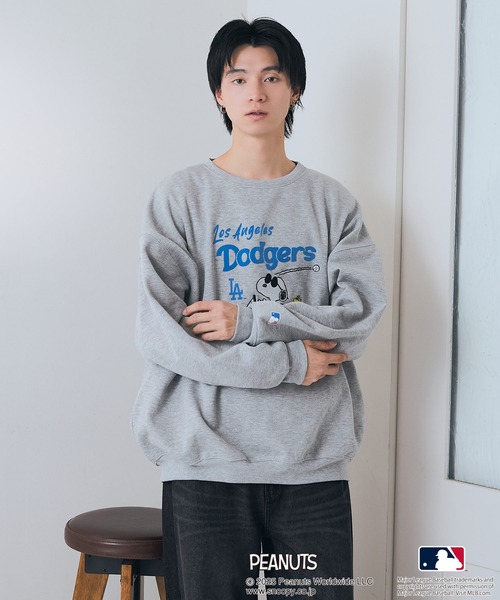 セール】【PEANUTS×MLB】オリジナルデザイン 裏起毛トレーナー