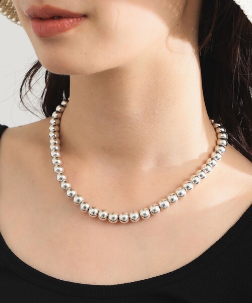 Demi-Luxe BEAMS(デミルクス ビームス)の「シルバー ボール ネックレス(ネックレス・レディース・シルバー・ONE SIZE)」の2枚目の写真
