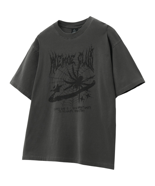 MOZMOZ(モズモズ)の「スパイダー オーバーサイズ ピグメント 半袖Tシャツ チャコール(Tシャツ/カットソー・レディース・その他・XXL/M/XL)」の2枚目の写真