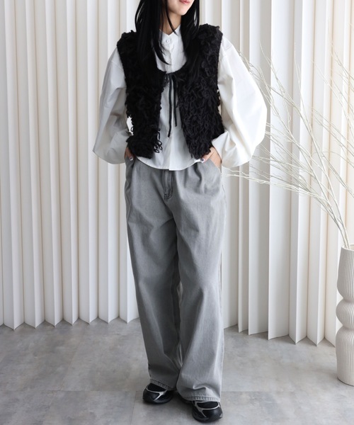 YENNA（イェンナ）の「ループヤーンニットノースリカーディガン（ベスト・レディース・アイボリー/ベージュ/ブラック・FREE）」の8枚目の写真