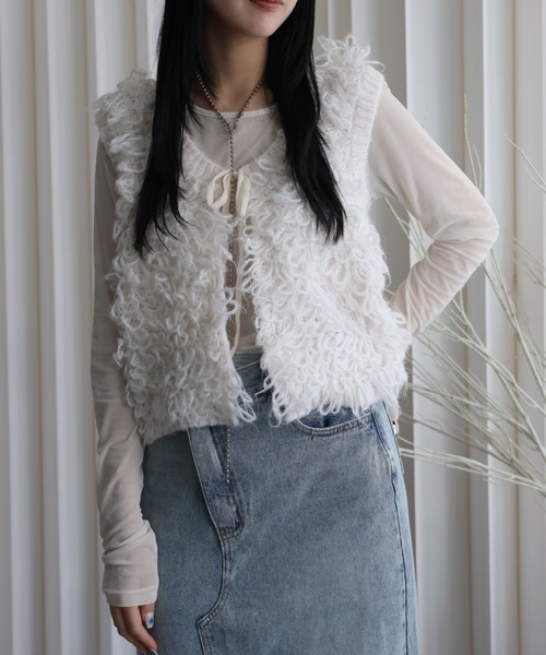 YENNA（イェンナ）の「ループヤーンニットノースリカーディガン（ベスト・レディース・アイボリー/ベージュ/ブラック・FREE）」の21枚目の写真