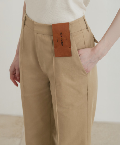SSIN AND LEE(シンアンドリー)の「(W) クラッシュピンタックコットンパンツベージュ(その他パンツ・レディース・その他・SMALL/X-SMALL)」の3枚目の写真