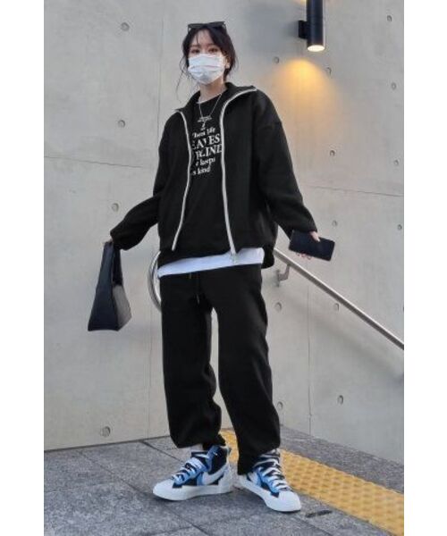 ACHA(アチャ)の「ホワイトライン2wayニットジップアップ_ブラック(ニット/セーター・レディース・その他・MEDIUM)」の3枚目の写真