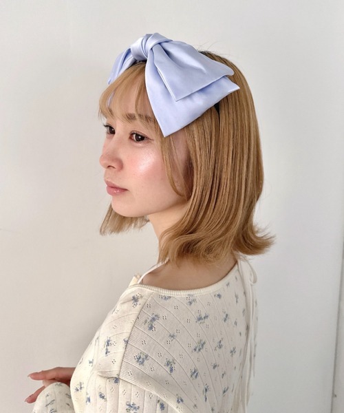 Loueme(ルエム)の「サテンリボンカチューシャ(カチューシャ・レディース・ピンク/アイボリー/ブラック/ライトブルー・FREE)」の14枚目の写真