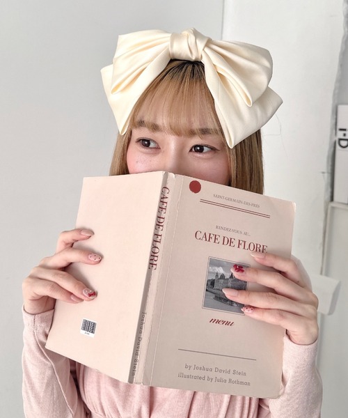 Loueme(ルエム)の「サテンリボンカチューシャ(カチューシャ・レディース・ピンク/アイボリー/ブラック/ライトブルー・FREE)」の10枚目の写真