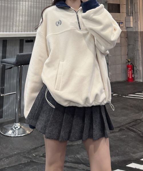 nemne store(ネンネストア)の「フリース配色アノラック(ブルゾン・レディース・チャコール/ネイビー/アイボリー・SMALL/MEDIUM)」の2枚目の写真