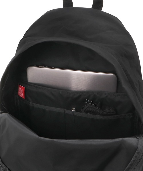 Manhattan Portage BLACK LABEL（マンハッタンポーテージ　ブラックレーベル）の「STUYTOWN BACKPACK(LG) NYLON TUSSAH（バックパック/リュック・メンズ・ブラック・LARGE）」の12枚目の写真