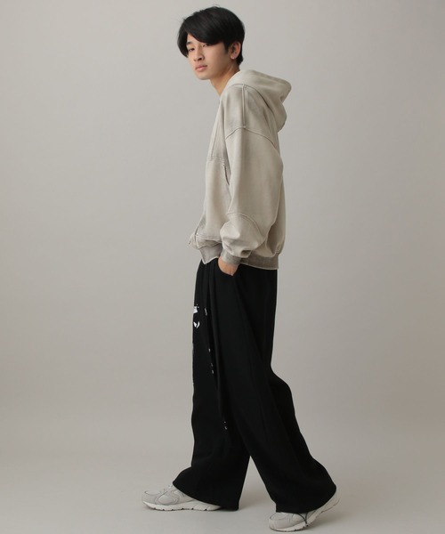 LAND MUSEUM（ランドミュージアム）の「【ベスト着用可能】LAND MUSEUM／カットオフリベットジップ（パーカー・メンズ・ブラック/グレー・LARGE/MEDIUM）」の8枚目の写真