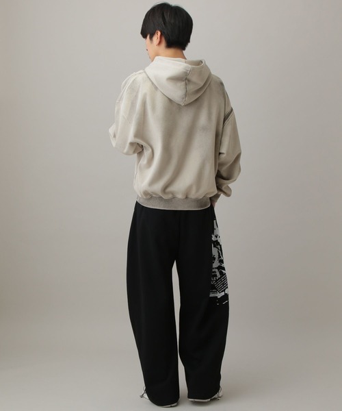 LAND MUSEUM（ランドミュージアム）の「【ベスト着用可能】LAND MUSEUM／カットオフリベットジップ（パーカー・メンズ・ブラック/グレー・LARGE/MEDIUM）」の7枚目の写真