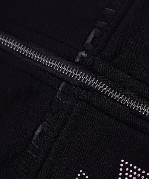 A'GEM/9 × .kom 『UNKNOWN LONDON/アンノウン ロンドン』Cross