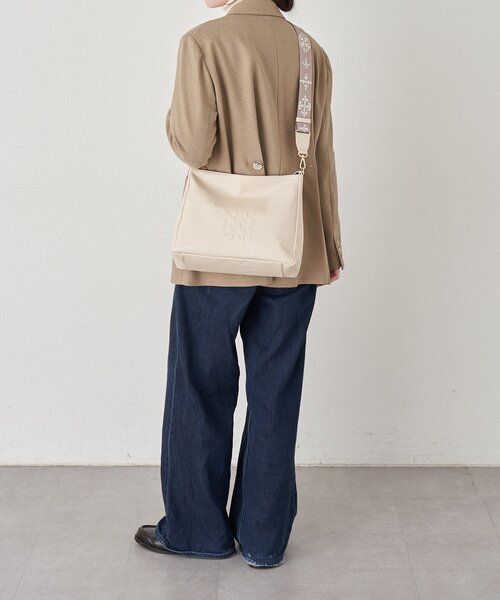 russet(ラシット)の「エンボスモノグラム2WAYショルダーバッグ(ショルダーバッグ・レディース・グレー系その他/アイボリー/ブラック/ライトグレー・FREE)」の18枚目の写真