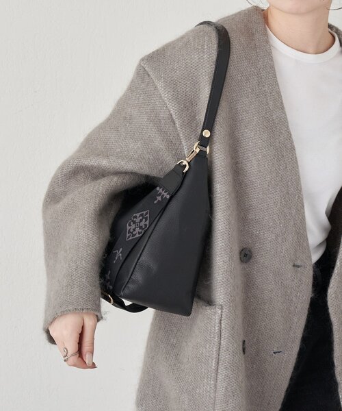 エンボスモノグラム2WAYショルダーバッグ（ショルダーバッグ）｜russet