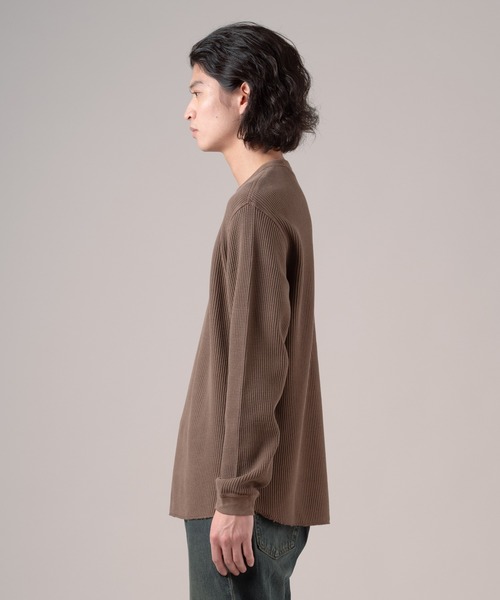 Levi's(リーバイス)の「Levi's/リーバイス ロングスリーブ リラックスサーマルTシャツ(Tシャツ/カットソー・メンズ・ブラウン・XL/M/S/L)」の2枚目の写真