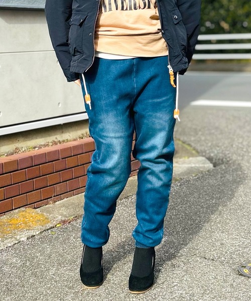 BEATJIVE(ビートジャイブ)の「裏起毛 デニム ジョガーパンツ ストレッチ(デニムパンツ・レディース・ネイビー/ブルー・2/3)」の1枚目の写真