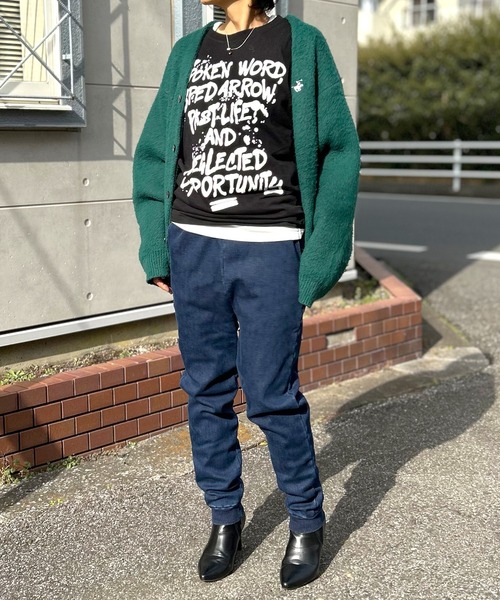 BEATJIVE(ビートジャイブ)の「裏起毛 デニム ジョガーパンツ ストレッチ(デニムパンツ・レディース・ネイビー/ブルー・2/3)」の3枚目の写真