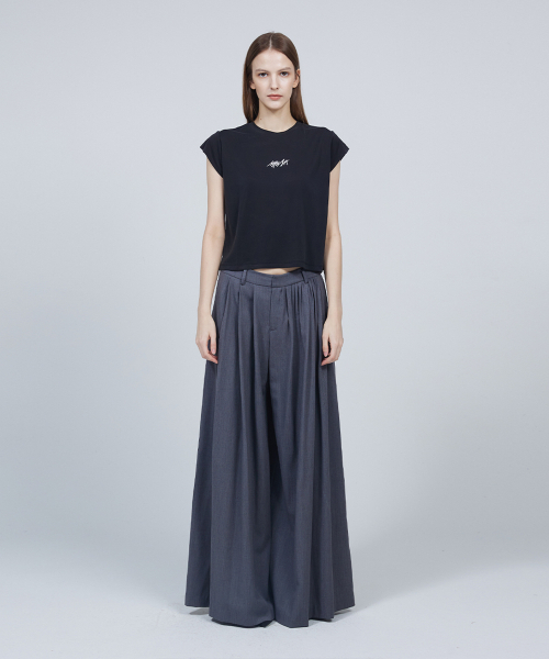 MMAM（ムアム）の「[ESSENTIAL] Logo basic slim T-shirt（Tシャツ/カットソー・レディース・ブラック・FREE）」の2枚目の写真