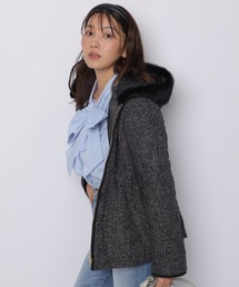 JUSGLITTY（ジャスグリッティー）の「ファー付きノーカラーミドル丈