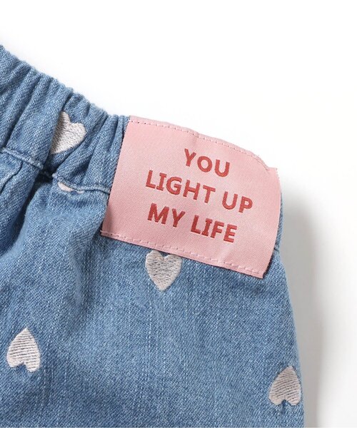 Seraph（セラフ）の「ハート刺繍タックワイドパンツ_ジュニア対応（その他パンツ・キッズ・インディゴブルー/キナリ・80/90/100/110/120/130/140）」の10枚目の写真