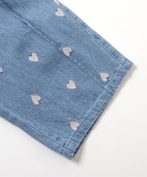 Seraph（セラフ）の「ハート刺繍タックワイドパンツ_ジュニア対応（その他パンツ・キッズ・インディゴブルー/キナリ・80/90/100/110/120/130/140）」の11枚目の写真