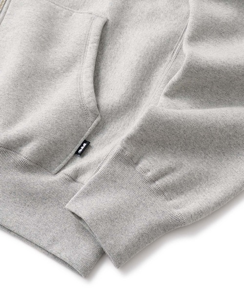 FTC(エフティーシー)の「ARC LOGO ZIP UP HOODY(パーカー・メンズ・ブラック/その他/グレー・MEDIUM/LARGE/X-LARGE/SMALL)」の8枚目の写真