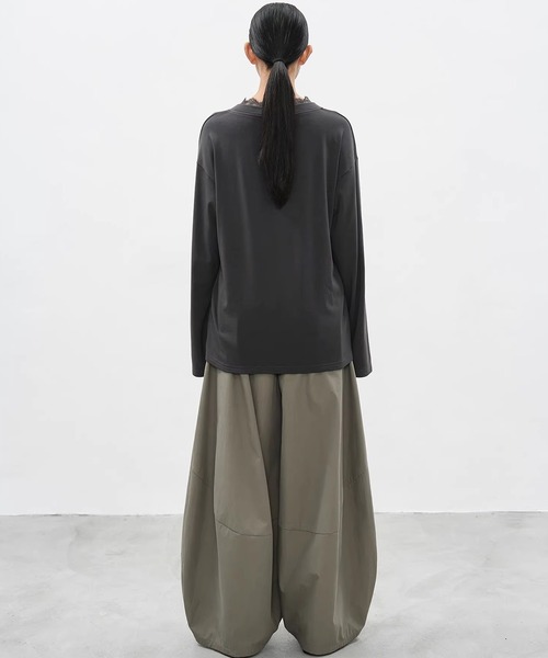 EIGHTHMONTH(エイスマンス)の「Vネックレーストップス EM26s023【EIGHTHMONTH】(Tシャツ/カットソー・レディース・グレー/ブラック・S/M)」の16枚目の写真