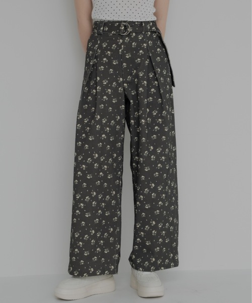 jumelle（ジュメロ）の「小花柄ワイドパンツ（その他パンツ・レディース・クリーム/チャコール・MEDIUM/SMALL）」の9枚目の写真