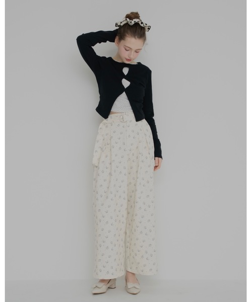 jumelle（ジュメロ）の「小花柄ワイドパンツ（その他パンツ・レディース・クリーム/チャコール・MEDIUM/SMALL）」の12枚目の写真