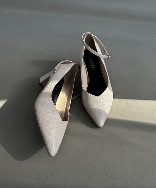 et.UNiVER（エトユニベール）の「Sparkle chunky pumps（パンプス・レディース・ブラック/ベージュ/グレー・LL/L/M/S）」の19枚目の写真