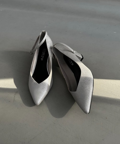 et.UNiVER（エトユニベール）の「Sparkle chunky pumps（パンプス・レディース・ブラック/ベージュ/グレー・LL/L/M/S）」の21枚目の写真