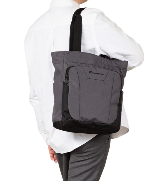 Champion（チャンピオン）の「チャンピオン トートバッグ カジュアル 通学 お出かけ 20233（トートバッグ・メンズ・ネイビー/ブラック/グレー・FREE）」の2枚目の写真