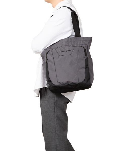 Champion（チャンピオン）の「チャンピオン トートバッグ カジュアル 通学 お出かけ 20233（トートバッグ・メンズ・ネイビー/ブラック/グレー・FREE）」の4枚目の写真