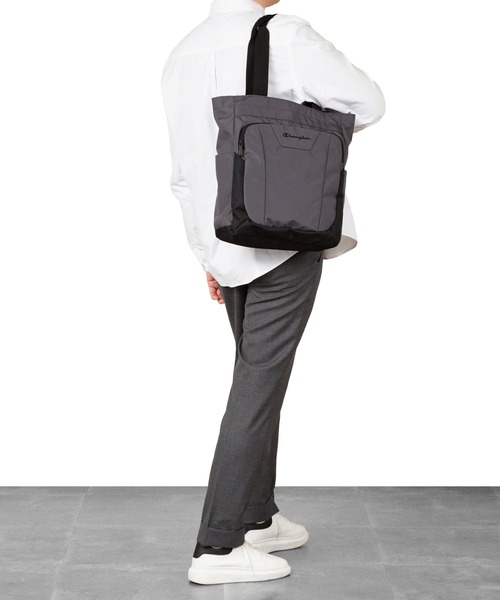 Champion（チャンピオン）の「チャンピオン トートバッグ カジュアル 通学 お出かけ 20233（トートバッグ・メンズ・ネイビー/ブラック/グレー・FREE）」の5枚目の写真