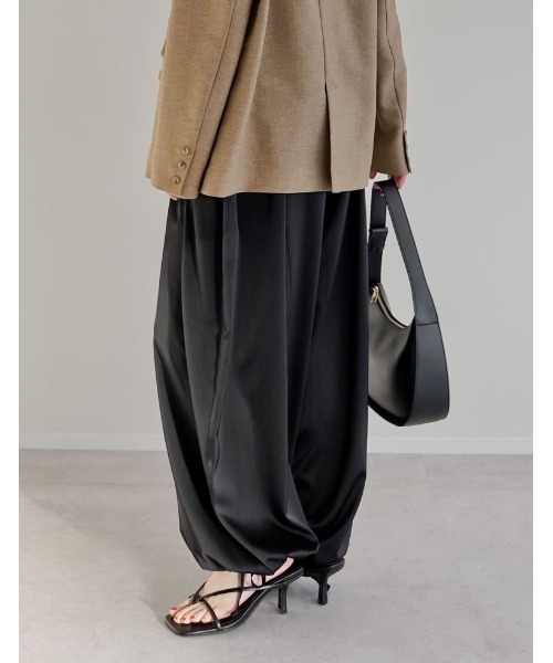 Re:EDIT（リエディ）の「[2026S/S COLLECTION][低身長/高身長サイズ有]マットサテン裾ドロストバルーンワイドパンツ（その他パンツ・レディース・モカ/ピンク/アイボリー/ブラック・LARGE/TALL/MEDIUM/SHORT）」の6枚目の写真