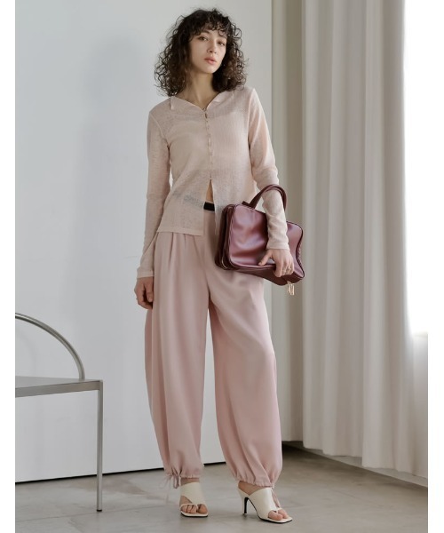 Re:EDIT（リエディ）の「[2026S/S COLLECTION][低身長/高身長サイズ有]マットサテン裾ドロストバルーンワイドパンツ（その他パンツ・レディース・モカ/ピンク/アイボリー/ブラック・LARGE/TALL/MEDIUM/SHORT）」の10枚目の写真