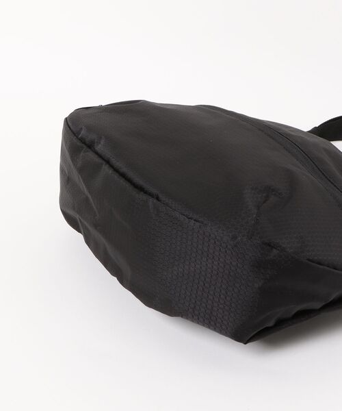 Gramicci（グラミチ）の「【63】【GRAMICCI】FIELD SACOCHE（ショルダーバッグ・メンズ・グリーン/ブラック・FREE）」の12枚目の写真