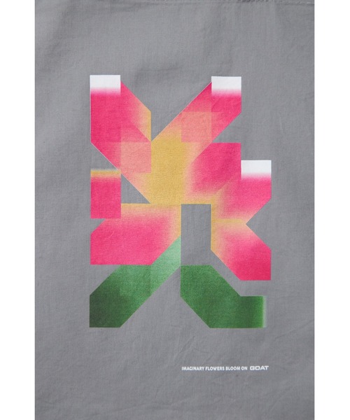 GOAT（ゴート）の「［GOAT］× [uesatsu]  PINK FLOWER TOTE BAG（トートバッグ・レディース・グレー・F）」の2枚目の写真