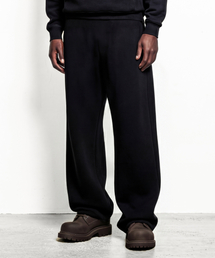 DWSE（ディーダブリューエスイー）の「シグネチャーヘビースウェットパンツ（ブラック）（スウェットパンツ）」