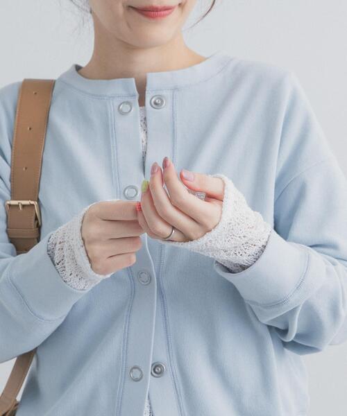 URBAN RESEARCH DOORS（アーバンリサーチドアーズ）の「カーリーラッセルレースロングスリーブTシャツ | レースインナー/レースT/甘め/ロンT（Tシャツ/カットソー・レディース・オフホワイト/ブラック・FREE）」の22枚目の写真