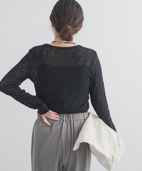 URBAN RESEARCH DOORS（アーバンリサーチドアーズ）の「カーリーラッセルレースロングスリーブTシャツ | レースインナー/レースT/甘め/ロンT（Tシャツ/カットソー・レディース・オフホワイト/ブラック・FREE）」の11枚目の写真