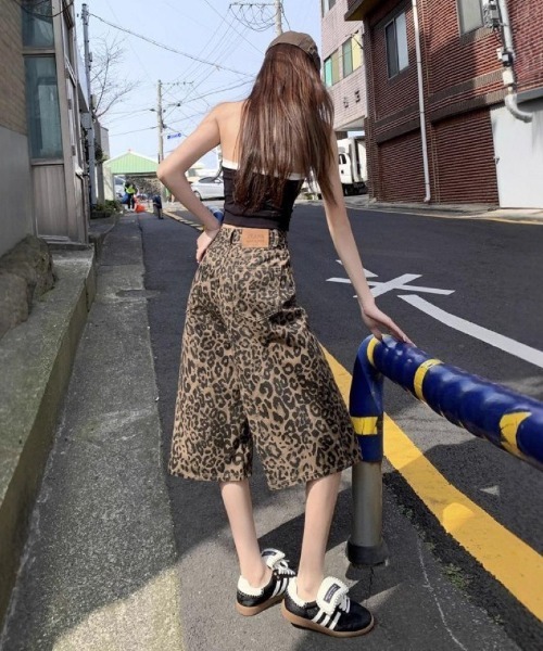 Ritzy(リッツィー)の「レオパード デニム ショーツ(その他パンツ・レディース・レオパード・S/M/L)」の5枚目の写真
