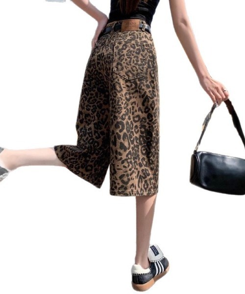 Ritzy(リッツィー)の「レオパード デニム ショーツ(その他パンツ・レディース・レオパード・S/M/L)」の6枚目の写真