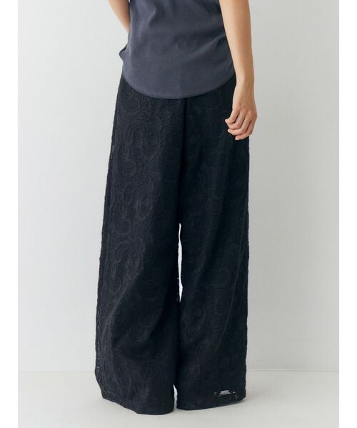 Ungrid(アングリッド)の「レースタックワイドパンツ(その他パンツ・レディース・ブラック/アイボリー・FREE)」の13枚目の写真