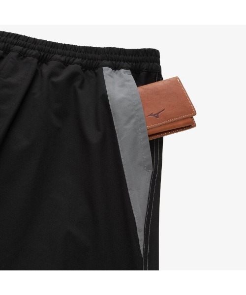 MIZUNO（ミズノ　）の「MIZUNO LOOSE-FIT HALF PANTS（ミズノ ルーズフィットハーフパンツ）（その他パンツ・メンズ・チャコールグレー・X-LARGE/LARGE/MEDIUM）」の3枚目の写真