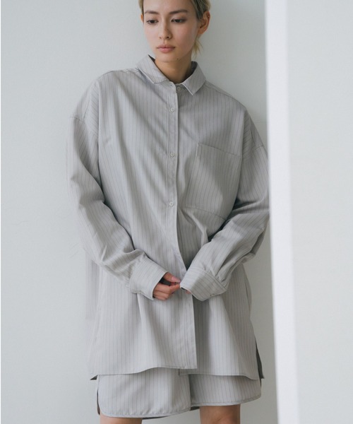 lit(リット)の「Stripe Stitch Over Shirt(シャツ/ブラウス・レディース・グレイッシュベージュ/チャコールグレー・FREE)」の1枚目の写真