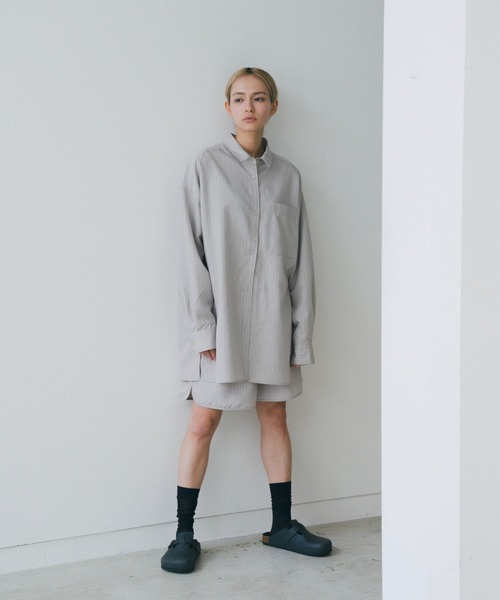 lit(リット)の「Stripe Stitch Over Shirt(シャツ/ブラウス・レディース・グレイッシュベージュ/チャコールグレー・FREE)」の22枚目の写真